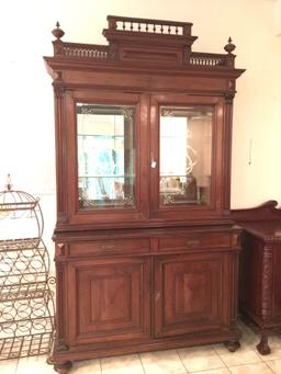 Wooden 2-Piece Cabinet W/Paneled Doors & Fretwork Top