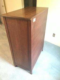 Quality Kindell, Grand Rapids Chest Of Drawers In Cherry