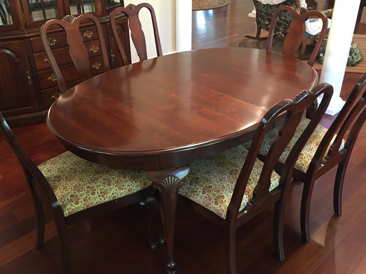 Tell City Solid Cherry Dining Room Table, (3) Leaves, & (6) Matching Chairs
