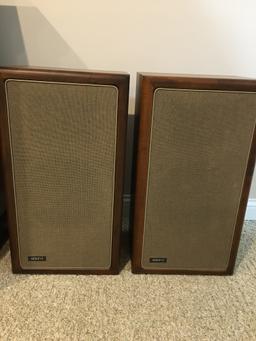 Pair Of Advent Speakers