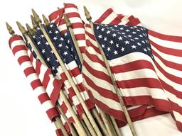 (25) Older American Flags