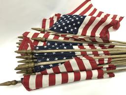 (25) Older American Flags