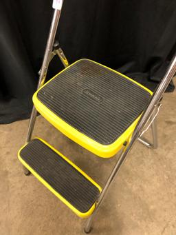 Vintage Yellow/Chrome 2-Step Kitchen Stool