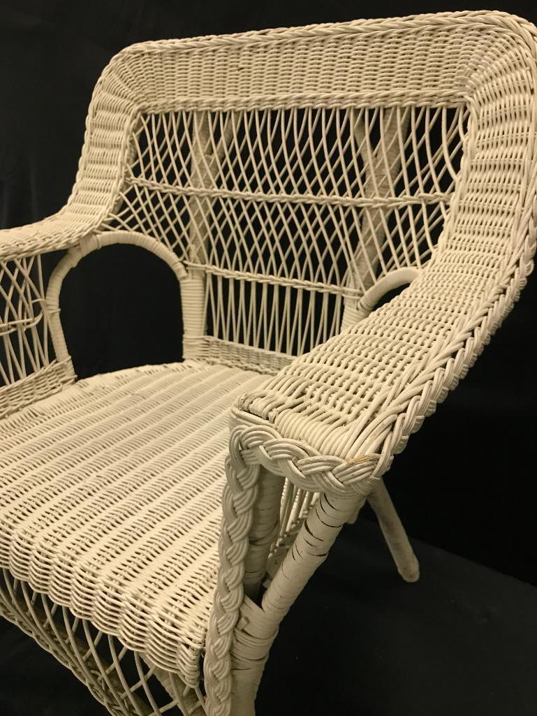 White Wicker Arm Chair