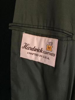 Hardwick Clothes Blazer, Most sizes are large or extra large