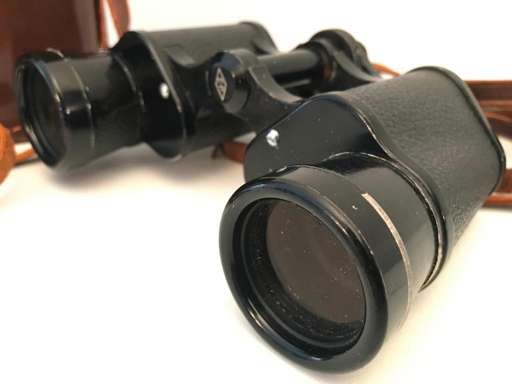 Vintage Nikon 7 x 35 Binoculars W/Leather Case