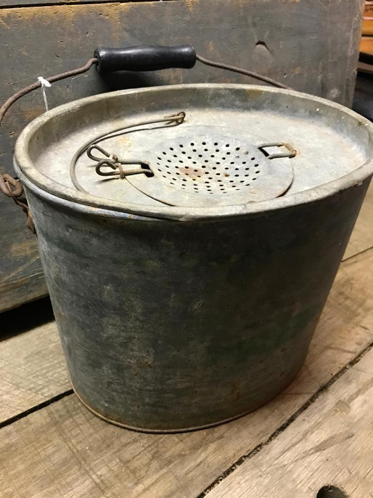 Vintage "King Of The Waters" Floating Oval Minnow Bucket