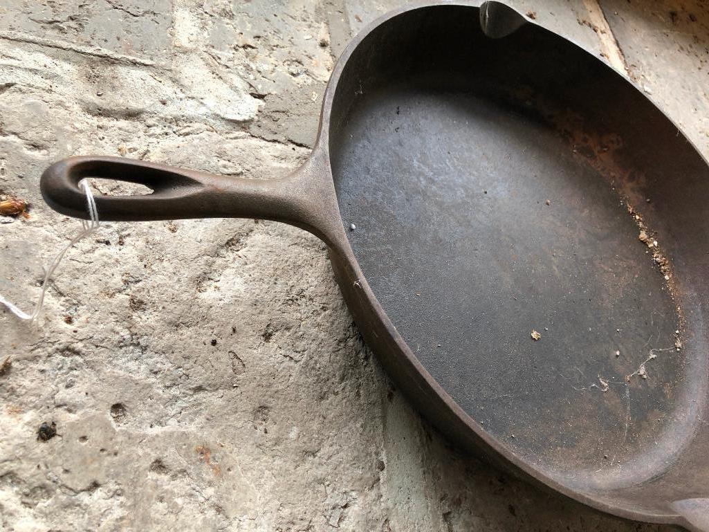 Vintage USA #14 Cast Iron Skillet