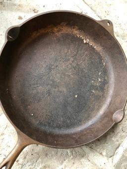 Vintage USA #14 Cast Iron Skillet