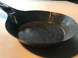 Vintage Graniteware Skillet