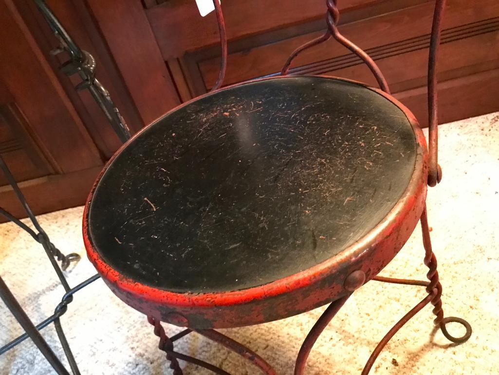 Antique Ice Cream Table & (2) Chairs W/Heart Design