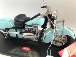 Tootsietoy 1942 Indian Diecast Motorcycle On Stand