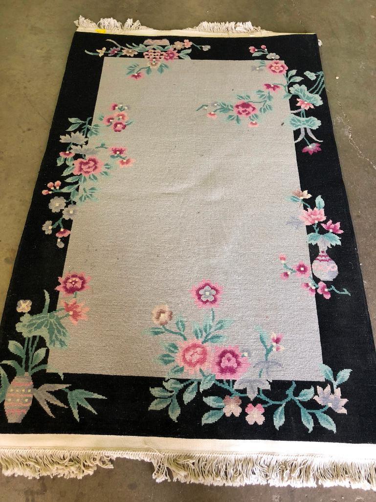 Chinese Sculpted Wool Handmade Floral Design Rug