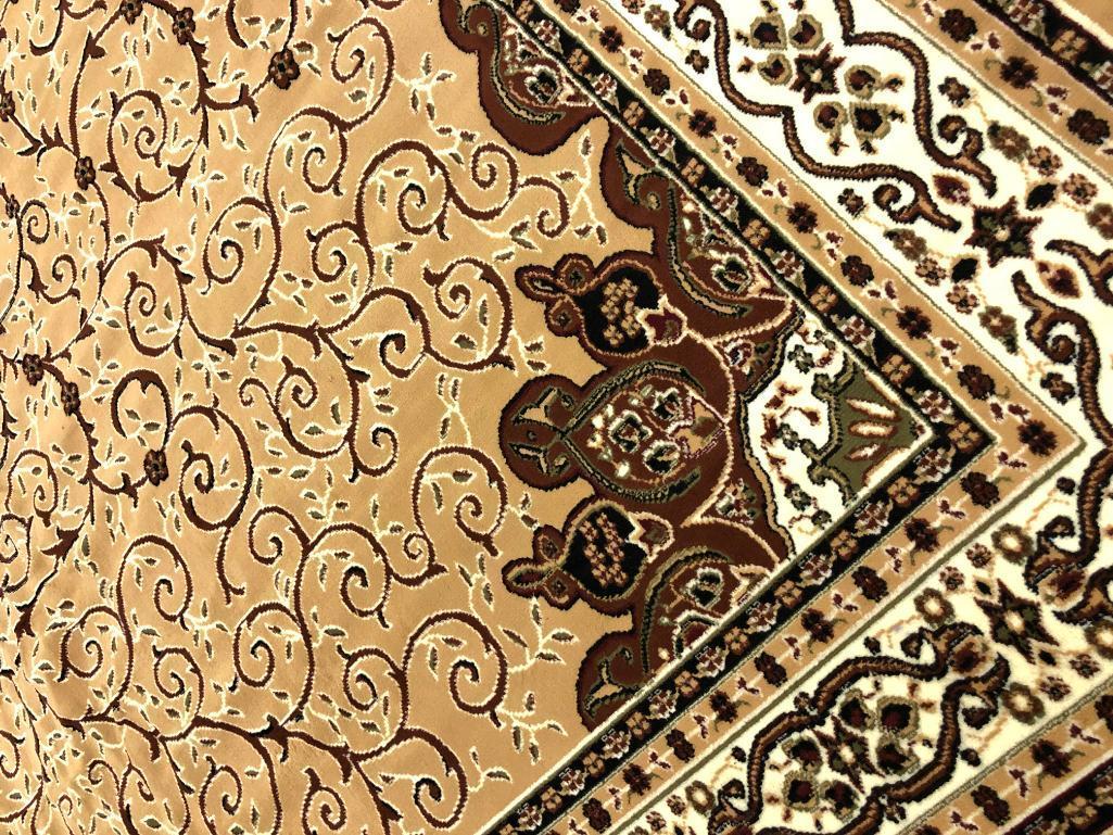 Turkish Machine Made Oriental Design Carpet