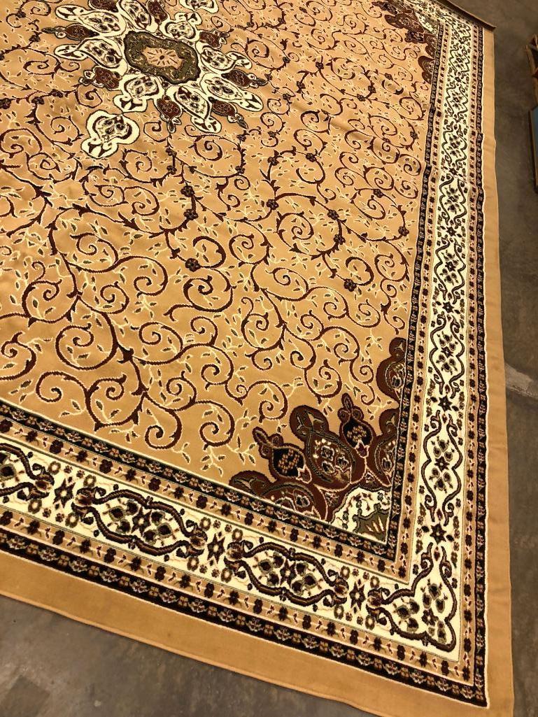 Turkish Machine Made Oriental Design Carpet