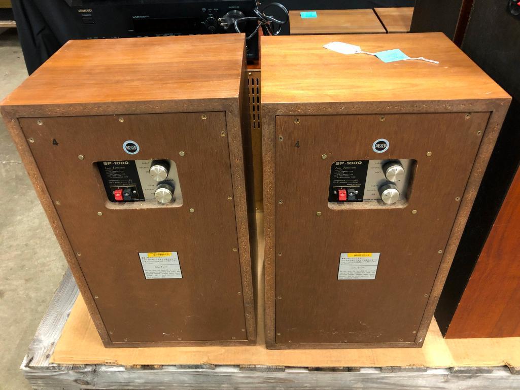 Pair of Sansui SP1000 Speakers