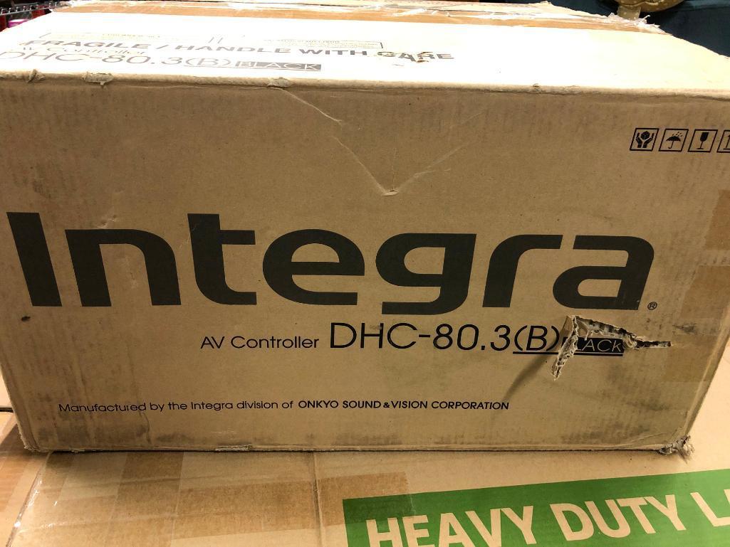 Integra AV Controller DHC-80.3 (B), Apoears to still be new In Box!! Nice Unit!