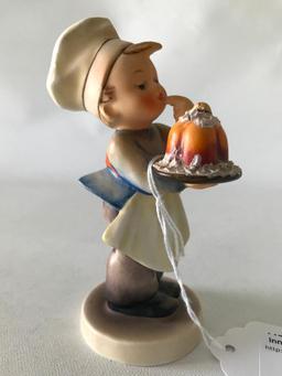 Hummel Figurine "Baker Boy" (#123)