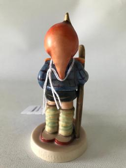 Hummel Figurine "Little Hiker" (#16 2/0)