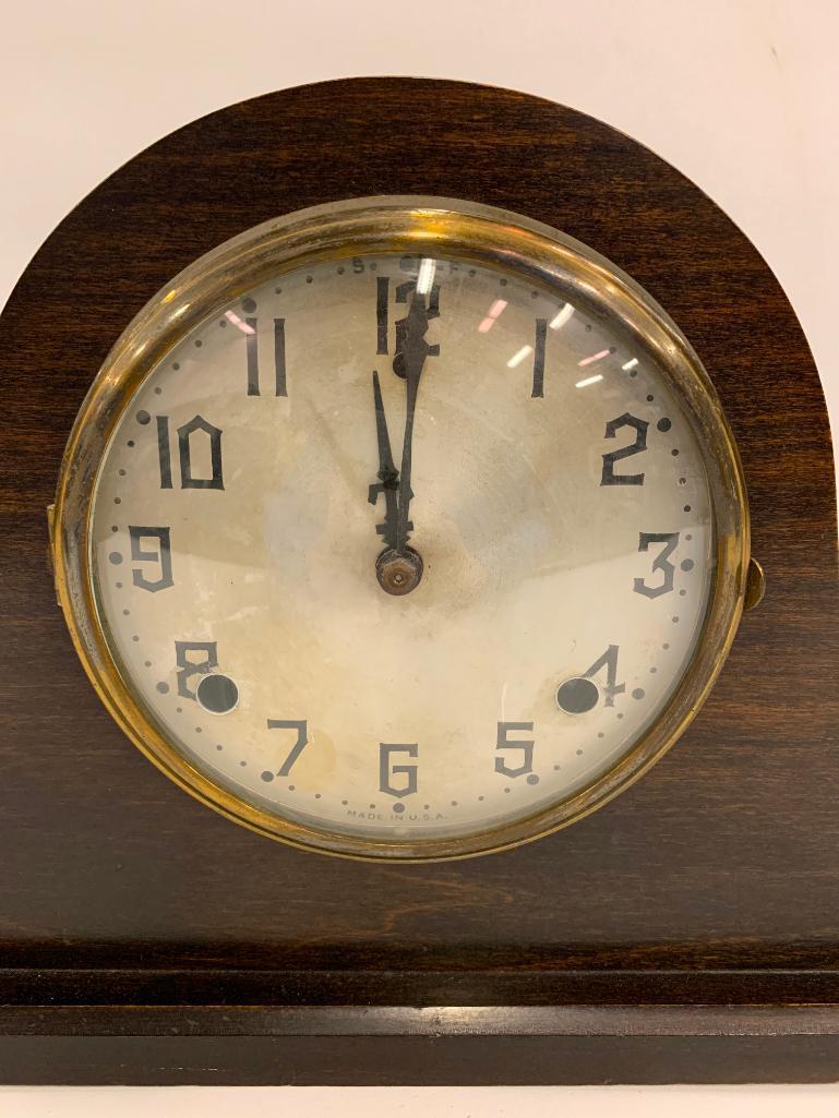 Vintage Gilbert Mantle Clock W/Pendulum