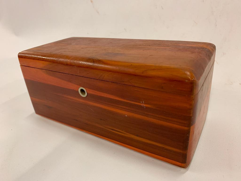 Lane Cedar Chest Jewelry Box W/Key