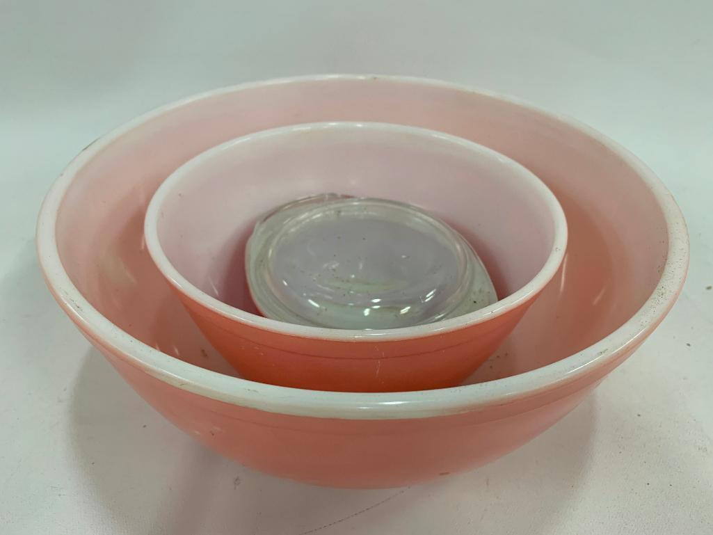 (3) Pyrex Bowls