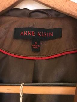 Anne Klein, Size Small Lamb Skin with Raccoon Fir Trim