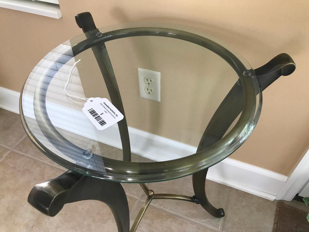 Ethan Allen Iron & Glass Decorator Stand