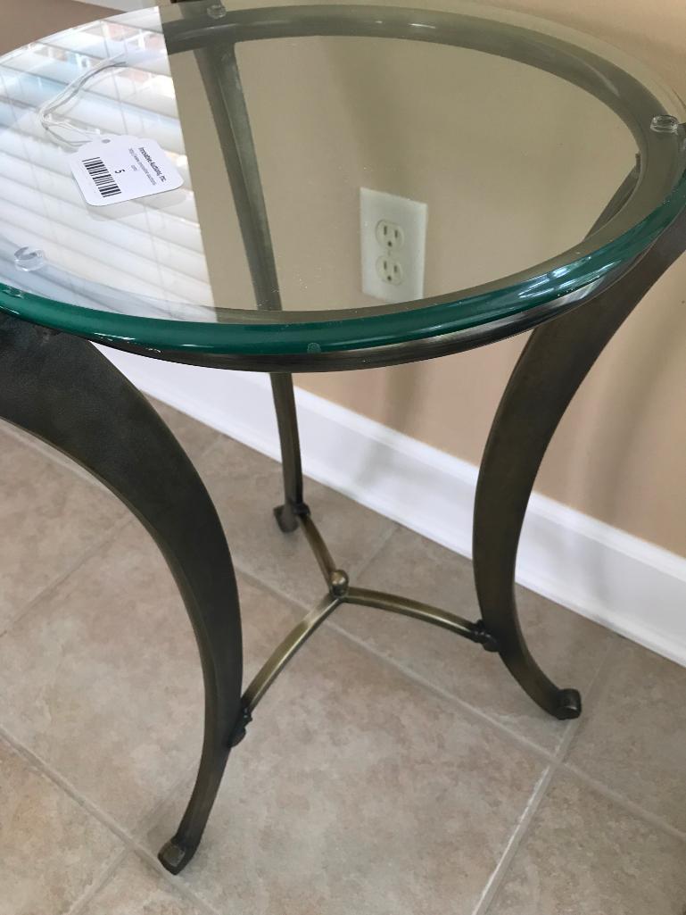 Ethan Allen Iron & Glass Decorator Stand