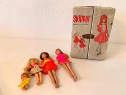 Vintage Dolls: (2) Skipper Dolls W/Carrying Case & Clothing Accessories