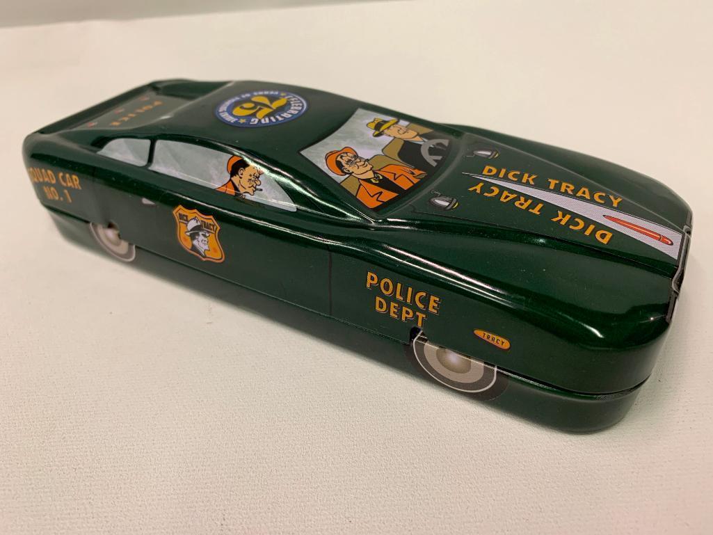 Dick Tracy 75th. Anniversary 3 Knife Set In Tin Cop Car-Mint