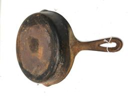 Antique Wagner Ware #1058 Cast Iron Skillet