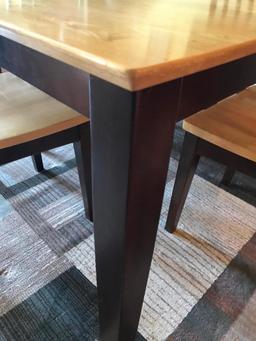 Dining Room Table W/4 Matching Chairs