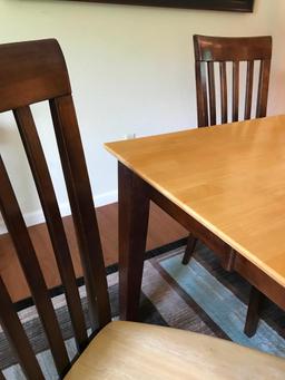 Dining Room Table W/4 Matching Chairs