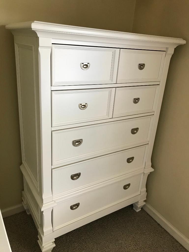 Wooden 5-Drawer Chest In White