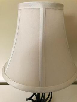 Contemporary Iron Table Lamp W/Design