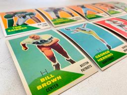 (10) 1960 Fleer Football Cards