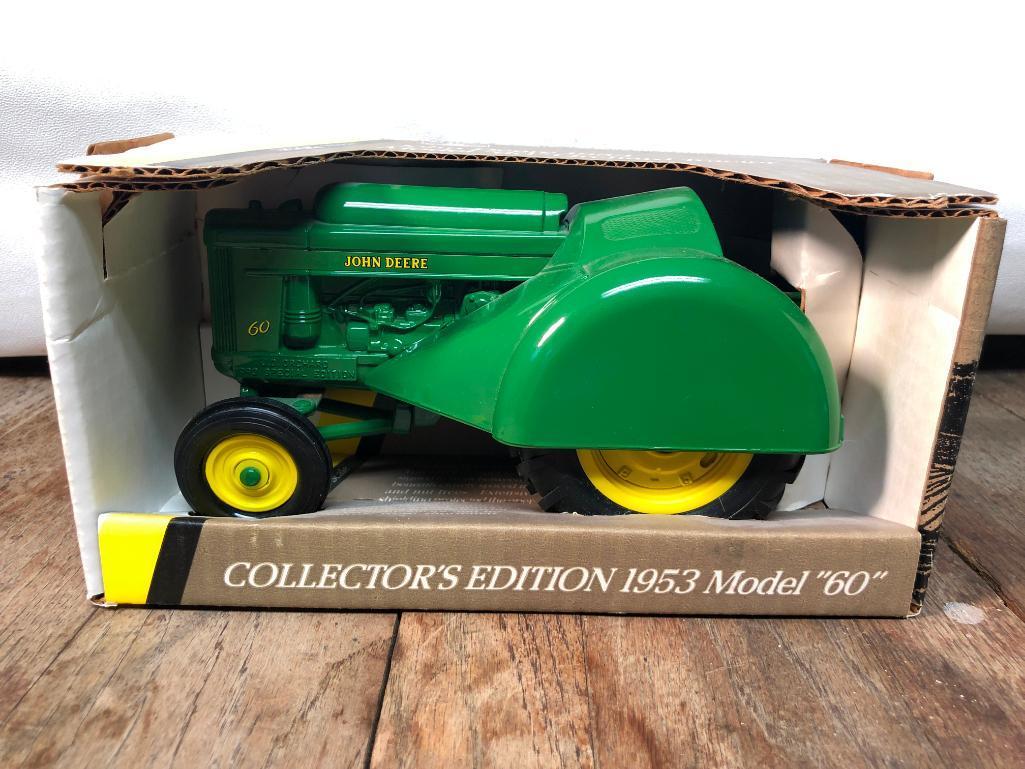 Ertl John deere 1953 Model "60" Orchard Tractor