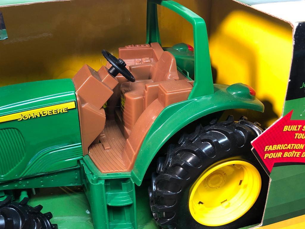 Ertl John Deere "Tracteur Robuste"