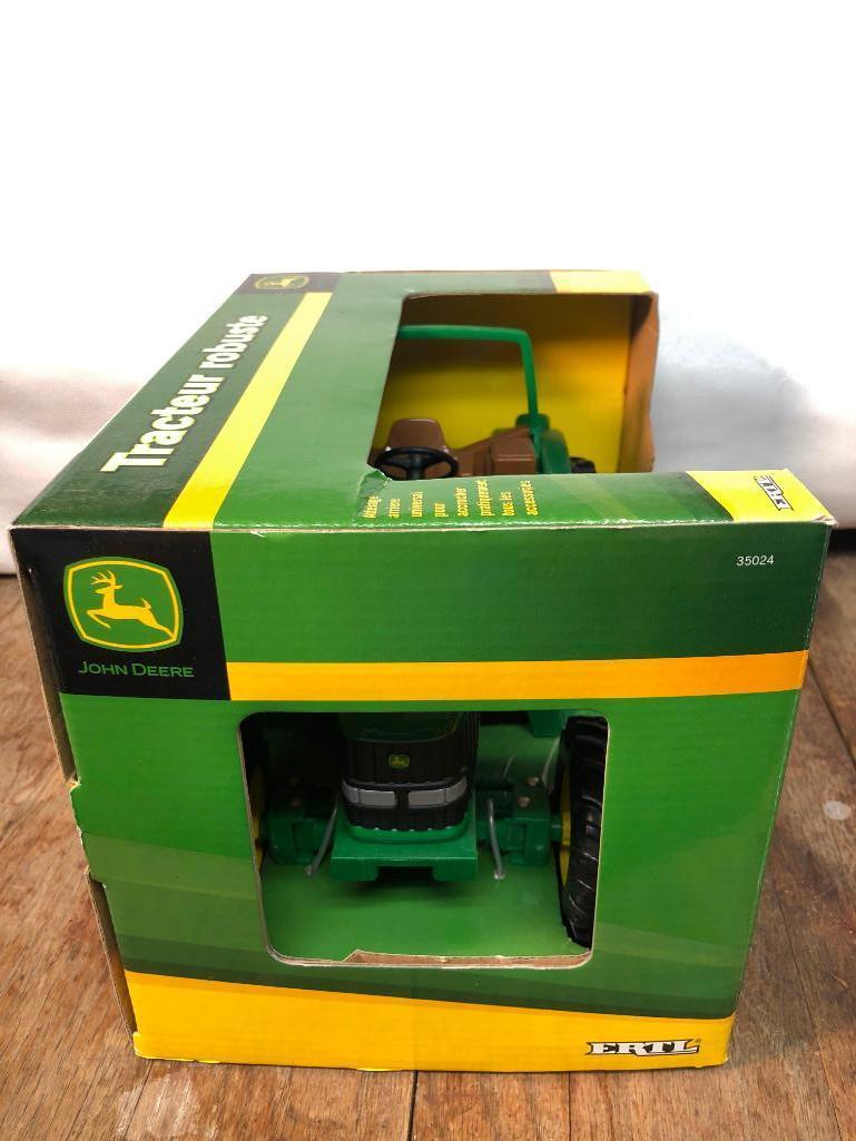 Ertl John Deere "Tracteur Robuste"