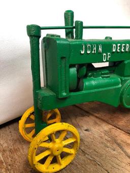 Cast Iron John Deere Tractor