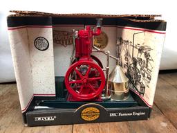 Ertl IHC Famous Engine From "Vintage Gasoline Engines Series"