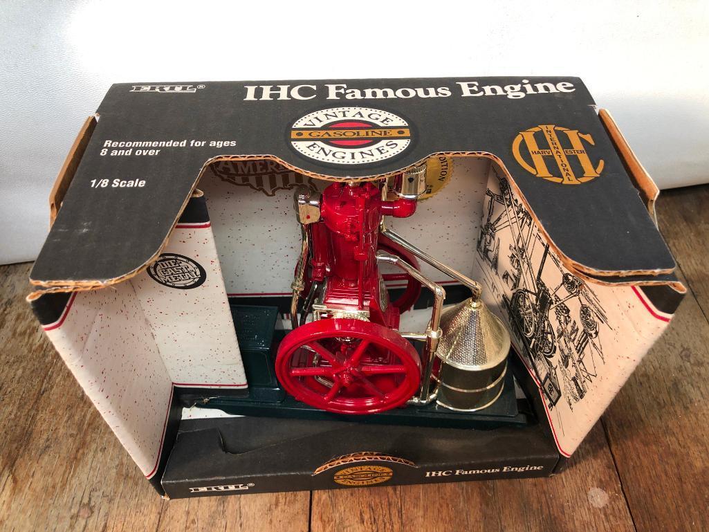 Ertl IHC Famous Engine From "Vintage Gasoline Engines Series"