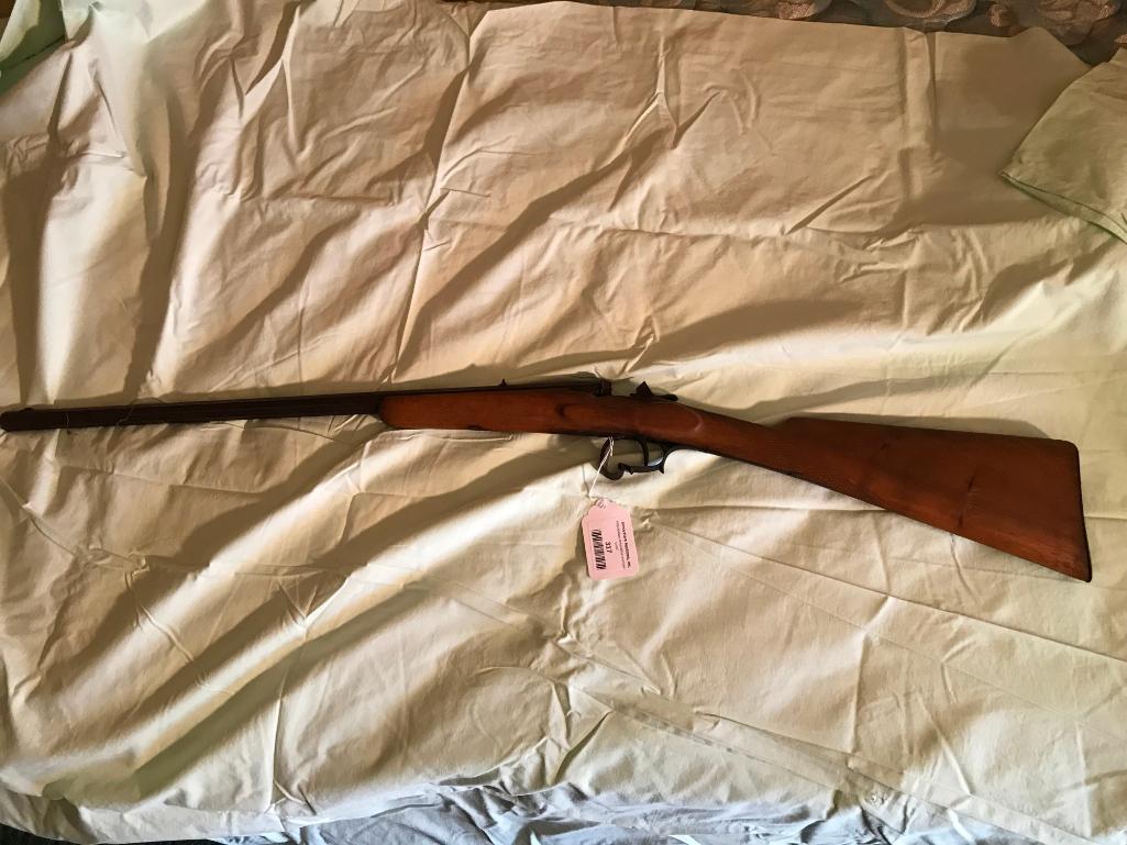 Antique Rifle W/Octagon Barrel