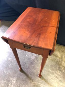 Cherry Drop Leaf Stand W/1 Drawer