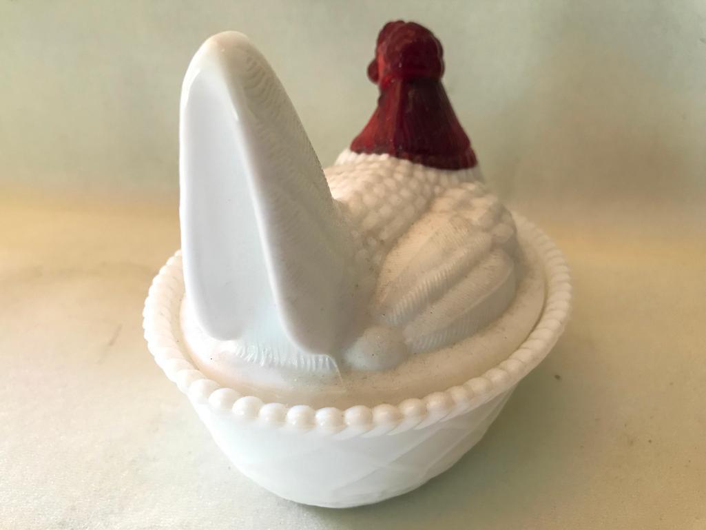 Westmoreland Milk Glass Hen-On-A-Nest