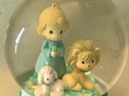 Precious Moments Musical Snow Globe