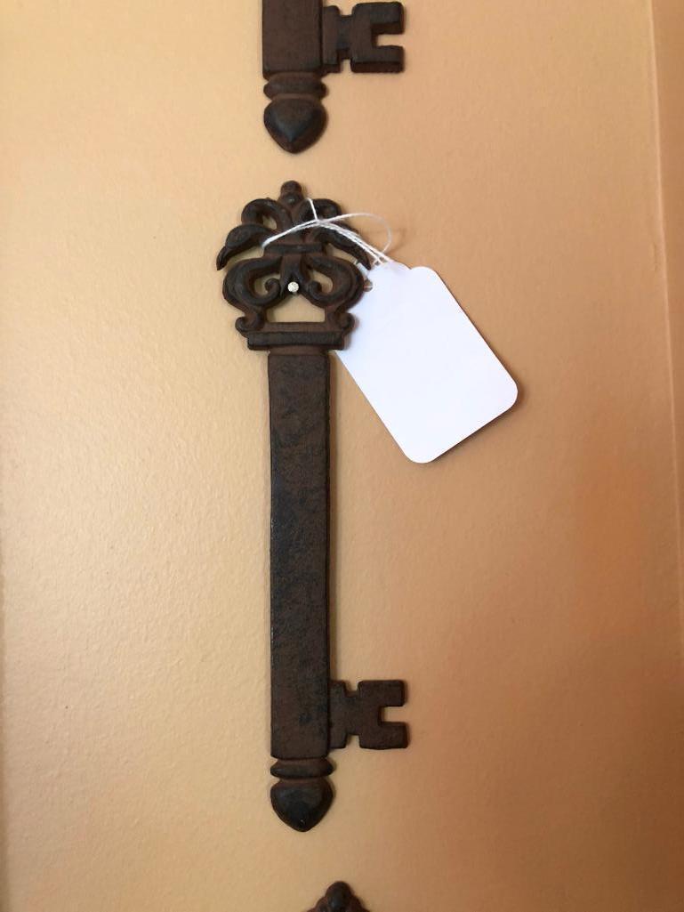 (3) Metal Decorator Keys