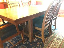 Oak Trestle Type Dining Room Table W/(6) Chairs & (1) Leaf