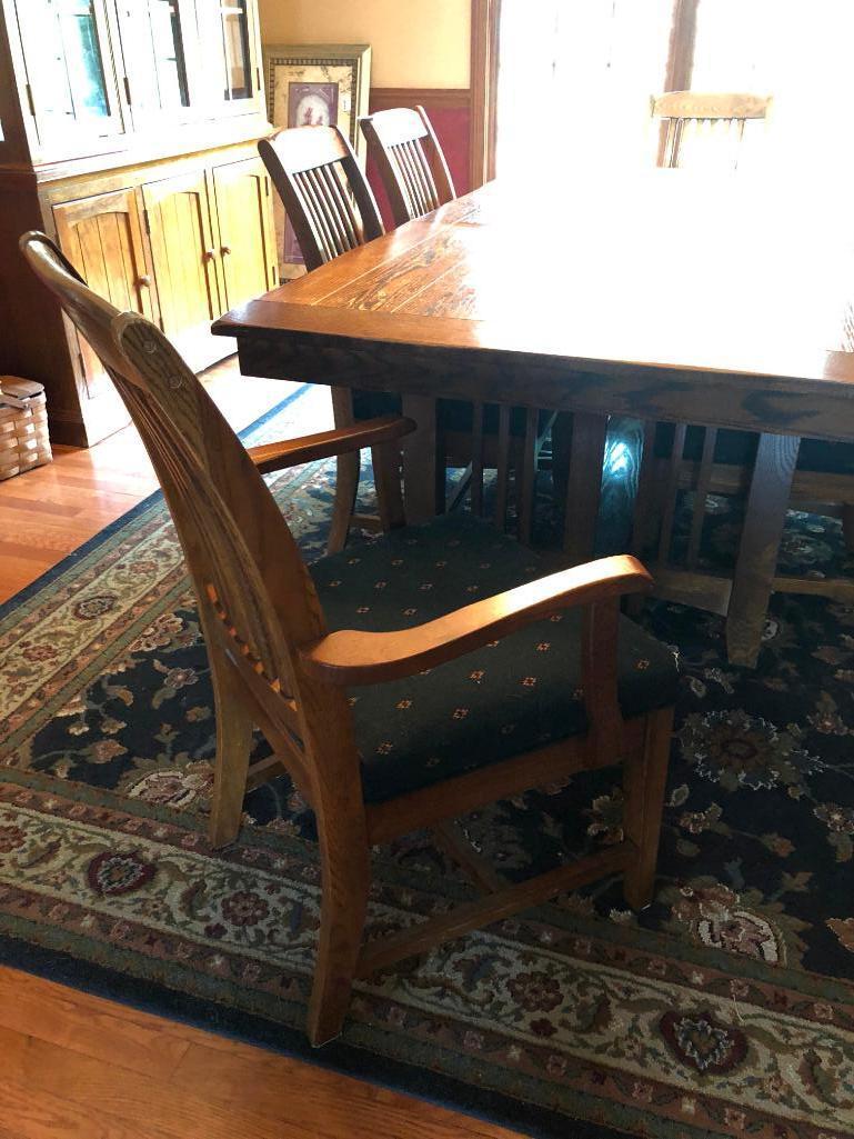 Oak Trestle Type Dining Room Table W/(6) Chairs & (1) Leaf